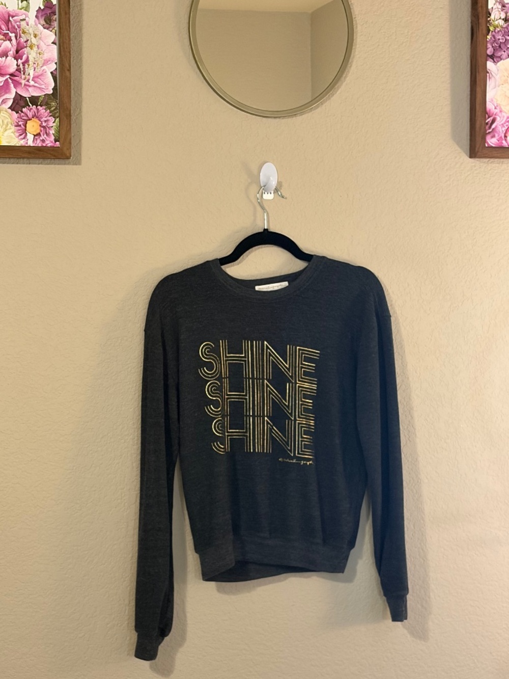 Spiritual Gangster ✨SHINE✨ CrewNeck Sweater Women XS Gray